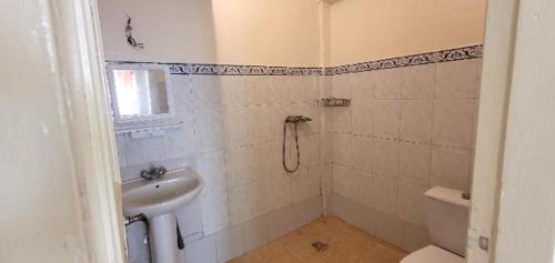 Residence Louma near Dream Village