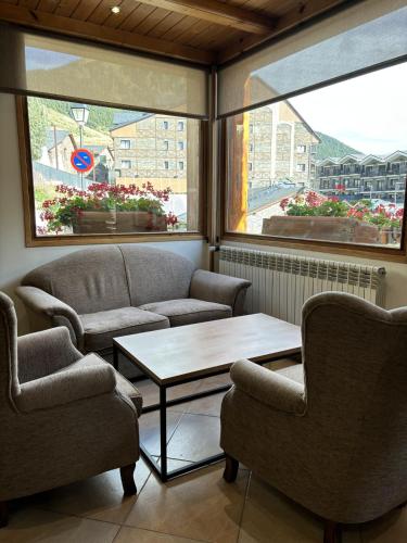 ผับ/เลาจน์, Hotel Soldeu Maistre in โซลดิว