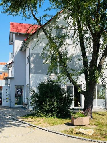 Buitenkant, MW Apartments B1 in Lauchheim