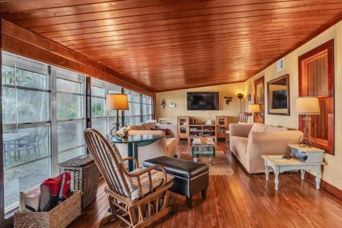 Nature's Nest Lake House in Frostproof
