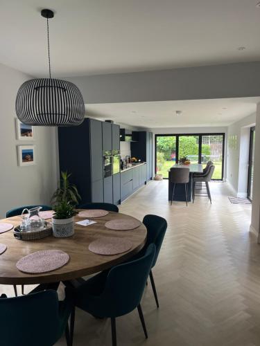 Beautiful family home with hot tub gîte à louer University of Essex