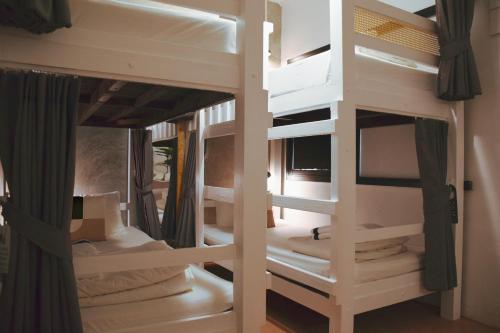 คอสต้า เบด หัวหิน (Costa Bed Hua Hin) near สถานีขนส่งหัวหิน