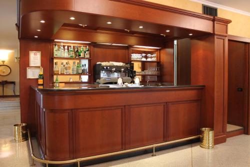 Hotel Motel Top - image 11