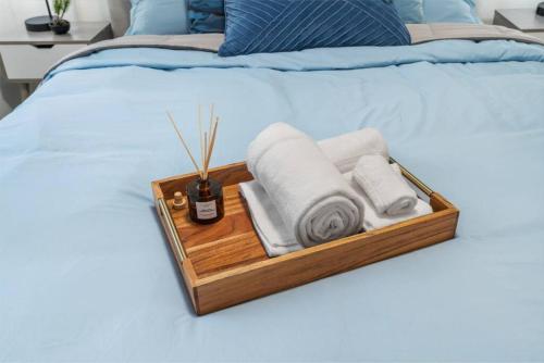 Comfortable Kirkland Home for Family & Remote Work