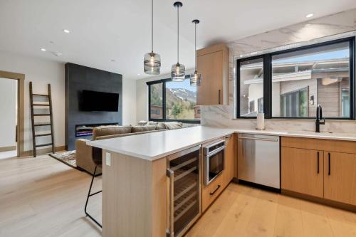 One Riverfront Condo 106 by East West Hospitality in Avon, USA