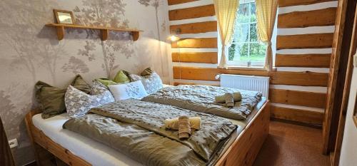 Srub pod Tetřevím vrchem (Srub pod Tetrevim vrchem) in Dolni Dvur