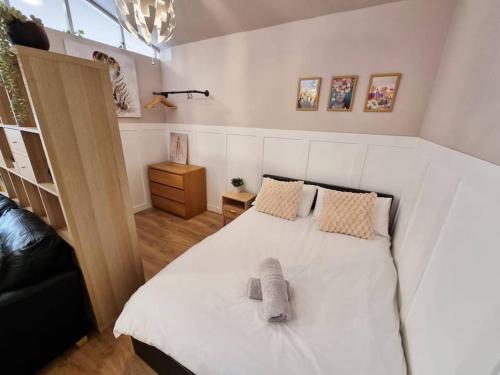 Charming Detached Cottage Near John Radcliffe Hospital Free Parking Self check-in