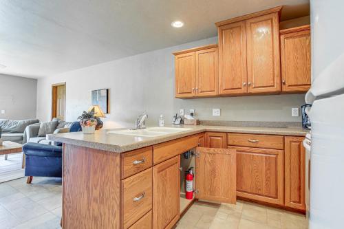 Family-Friendly Unit 8 Mi to Appleton Downtown! in Appleton, USA