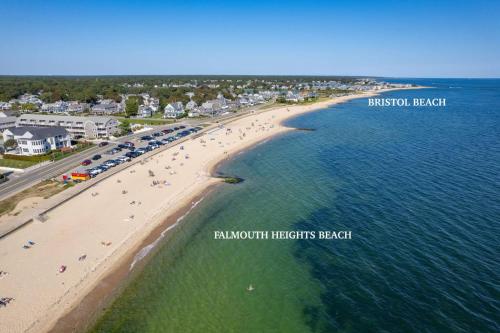 Falmouth Breeze Escape Falmouth Breeze Escape