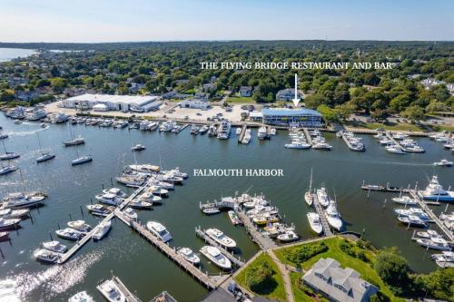 Falmouth Breeze Escape Falmouth Breeze Escape