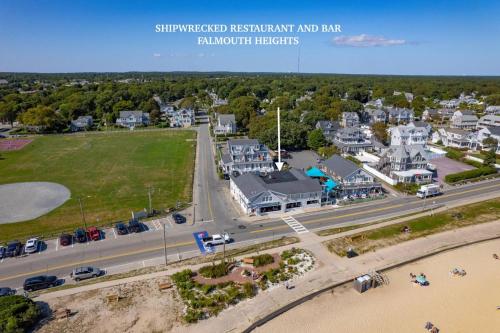 Falmouth Breeze Escape Falmouth Breeze Escape