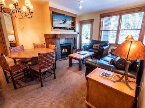Springs 8805 by SummitCove Lodging in Colorado, Keystone