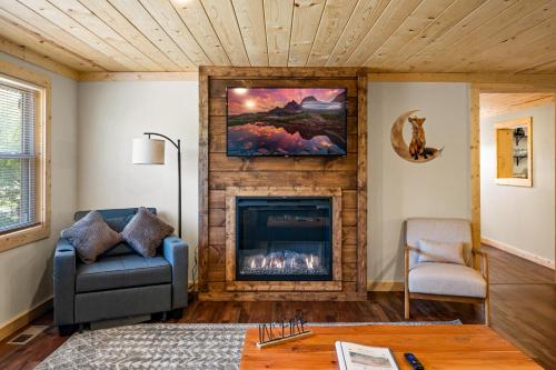 Central Location, Hot Tub, Theater, Grill, EZ Roads, Pigeon Forge (zdjęcie 8)