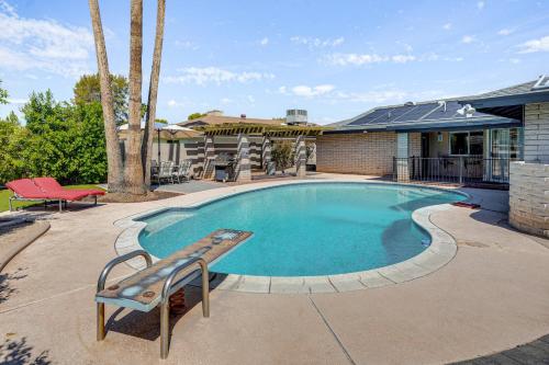 Luxe Glendale Escape with Pool - Golf Swim and Hike! - main image