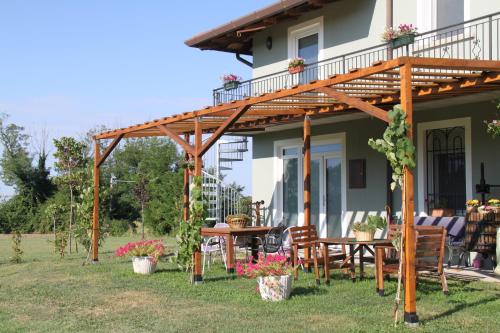 Viesnīcas āriene, Al Cjant dal Gjal affittacamere a San Daniele in Radžonja