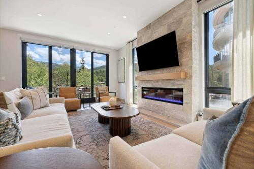 One Riverfront Townhome 07 by East West Hospitality in Avon, USA