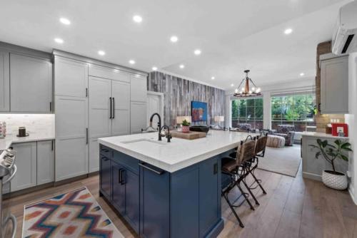 Oxford Court 104 by East West Hospitality in Beaver Creek, USA