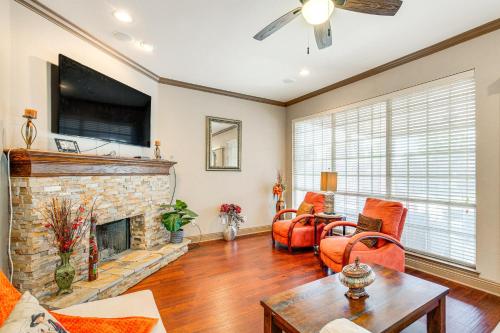 Centrally Located Rowlett Home with Outdoor Kitchen! in Rowlett, USA