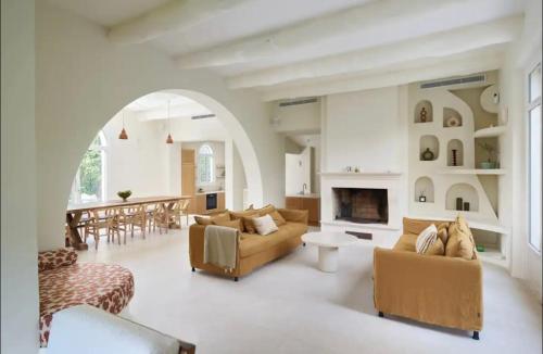 Villa El Sol Antibes in Le Fournel