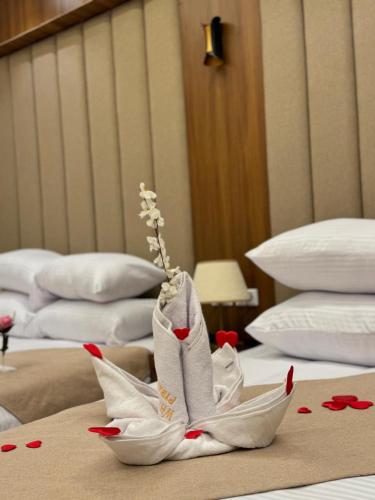 White House Pyramids view