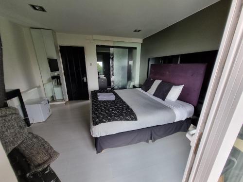 1 king bed