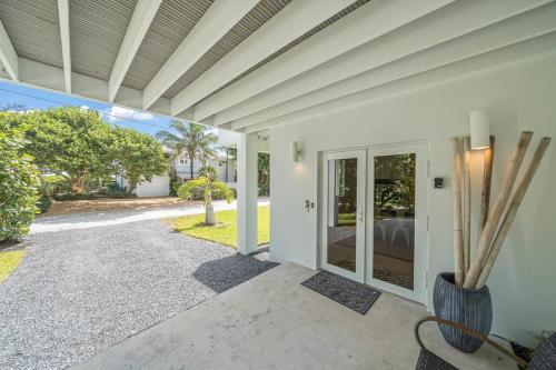 Luxurious Retreat At The Whispering Palms in Sebastian, USA