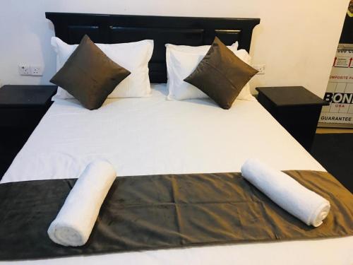 1 queen bed