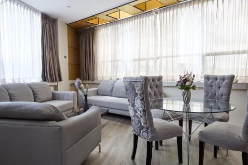 Apartment image 10
