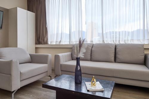 Apartment image 9