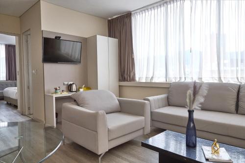 Apartment image 5