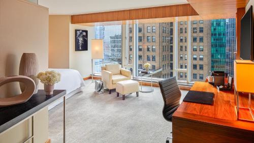 Fairmont King Room image 6