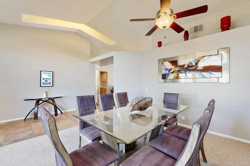 Evening Star in Indian Wells, USA