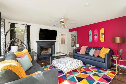 Round Rocker l Backyard & BBQ l Sleeps 14 l in Round Rock, USA
