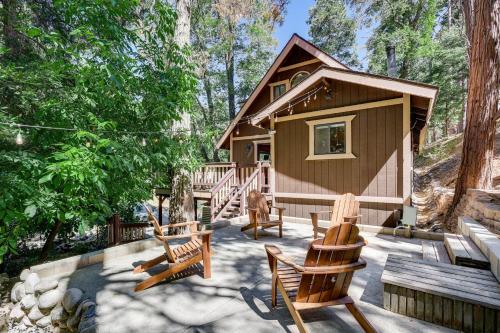 Crestline Vacation Rental Less Than 1 Mi to Lake Gregory! in Crestline, USA