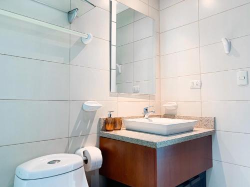 Suite with River View image 9