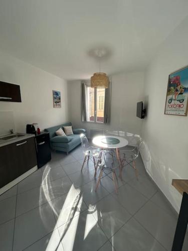 Au cœur de Cassis Au cœur de Cassis