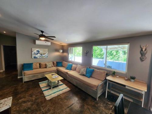 One-Bedroom Apartment image 7