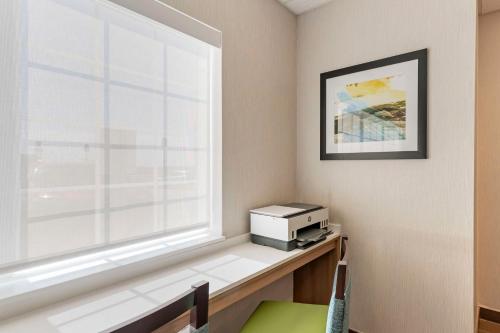 Microtel Inn & Suites by Wyndham Limon - image 5