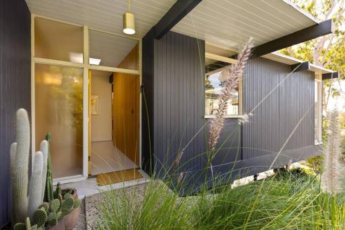 Mid-Century Gem in Pacific Palisades in Pacific Palisades, USA