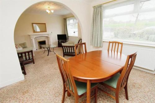 Luxury Home in Low Moor in Wyke