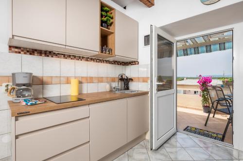 Studio Punat 15451a - image 7