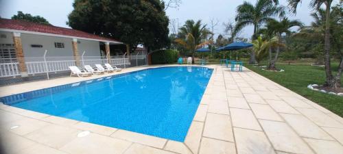 Úszómedence, Casa D`Campo Alegre in Acacias