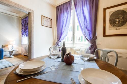  Santi Apostoli Blue Apartment, Pension in Florenz