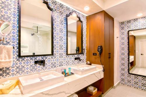 Double room, deluxe