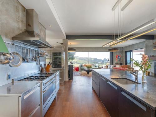 A szálláshely kívülről, Te Punga Lodge - Whangapoua Beach Luxury Villa in Whangapoua