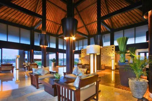 Vacha 1 BR Ocean Suite View ZN223 - Tap to explore photos
