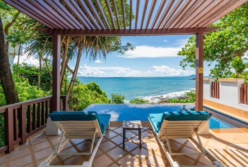 Balcony/terrace, Avani+ Koh Lanta Krabi Resort in Klong Dao Beach