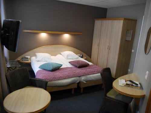 Chambre triple, 3 lits