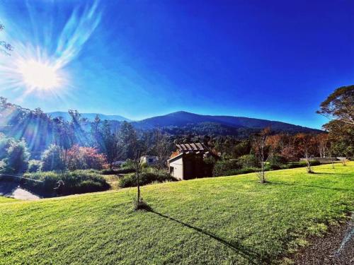 Kert, Green Gables Motel in Warburton in Yarra-völgy