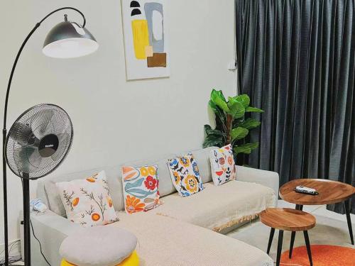 5BR House 8Beds, Ekkamai BTS 12mins walk, 711, shopping mall, Bangkok